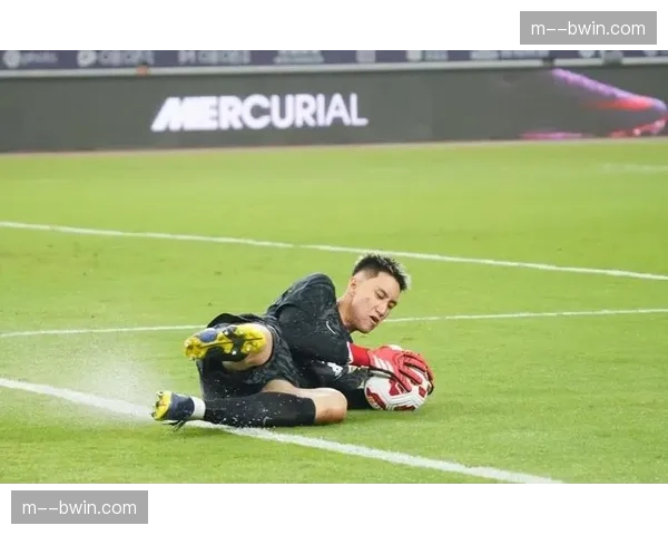 卡扎伊什维利2球2助攻，泰山边路外援突破传中威胁显著